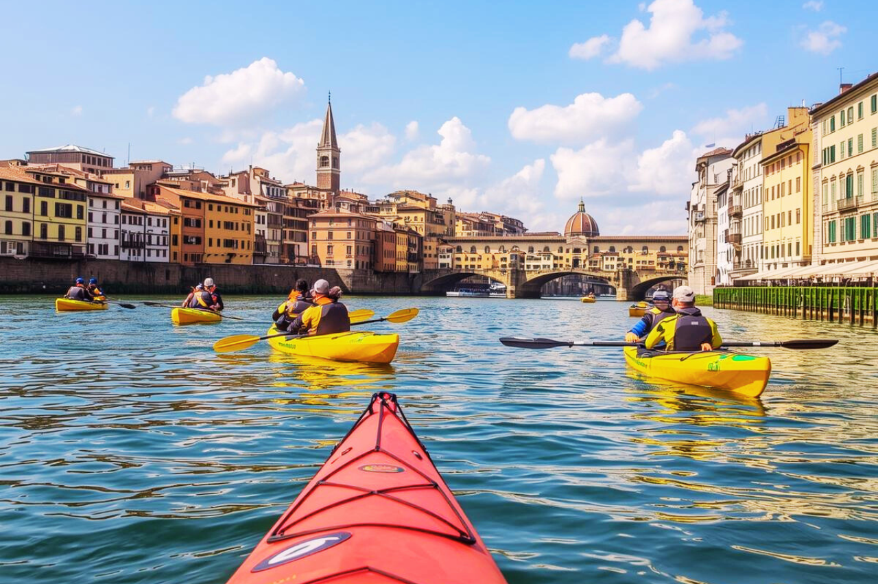 Ponte Vecchio and City Sights Guided Kayak Cruise