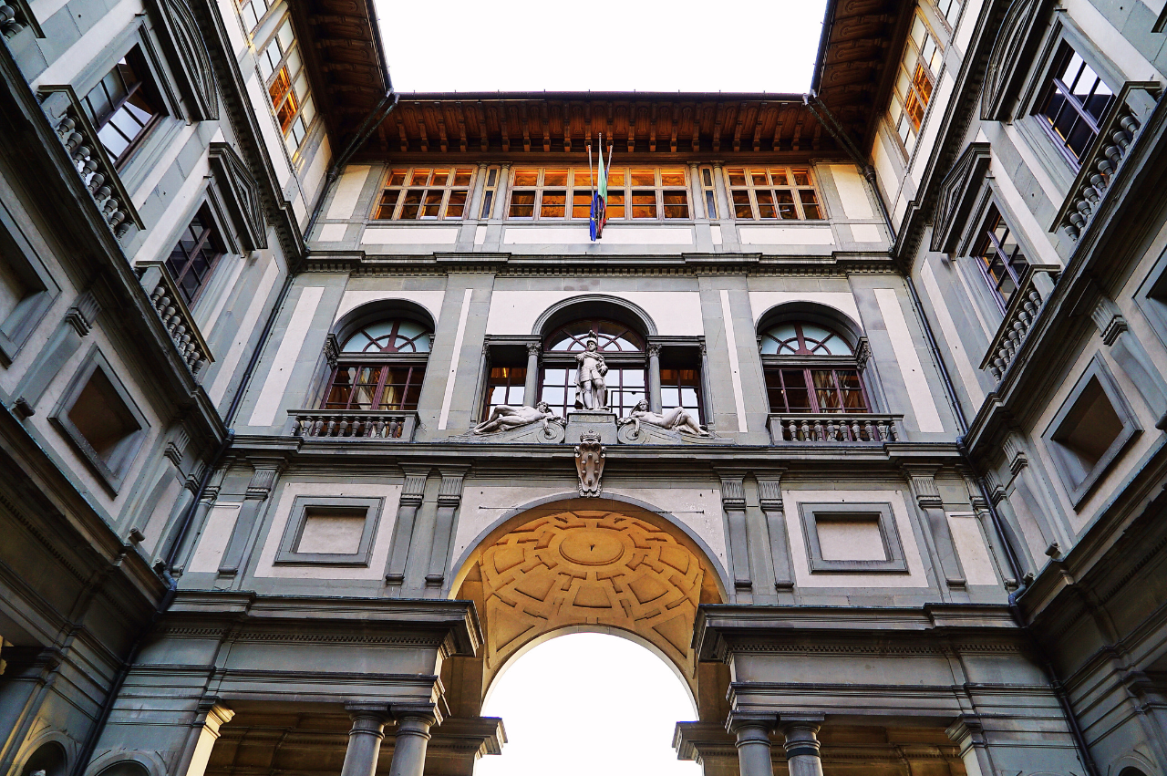 Uffizi Gallery Small Group Tour with Guide